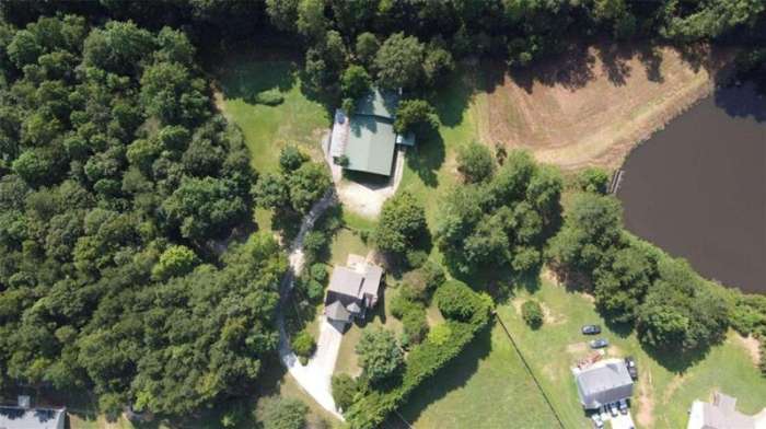 142  Hunters Lake Dr    Villa Rica 30180